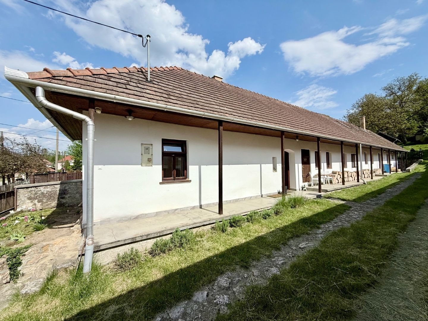 MAĎARSKO - TORNASZENTANDRÁS LUXUSNÁ CHALUPA PO REKONŠTRUKCII.