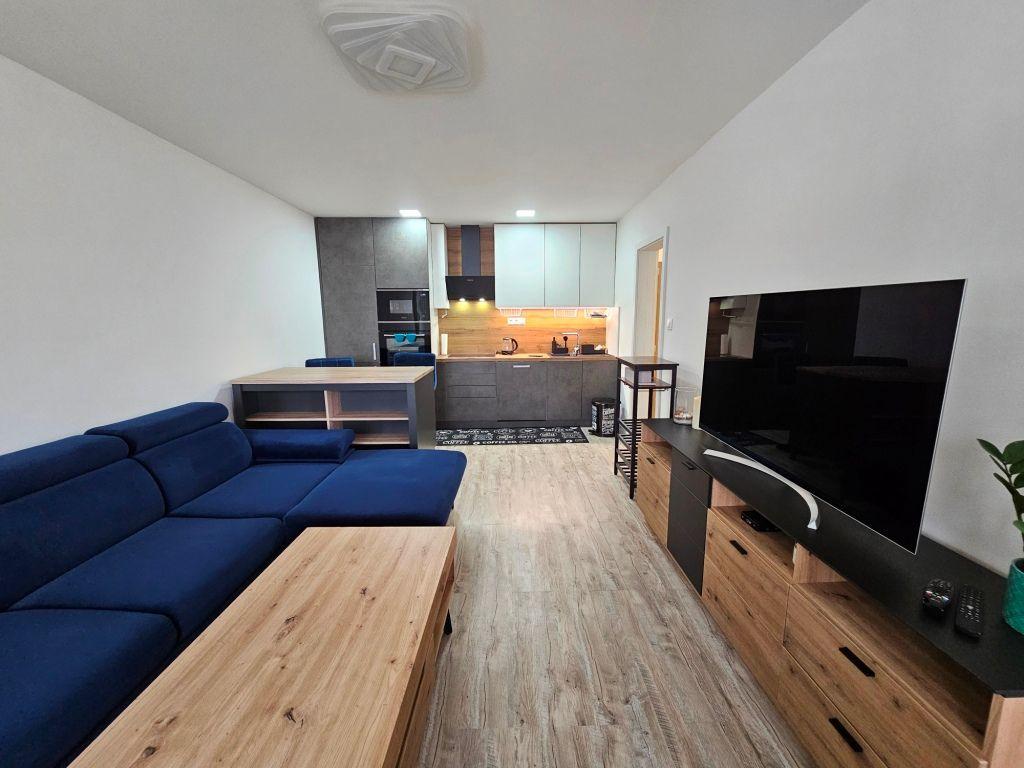 KARPATSKÁ - 2 IZBOVÝ BYT ZARIADENÝ IHNEĎ K DISPOZÍCII