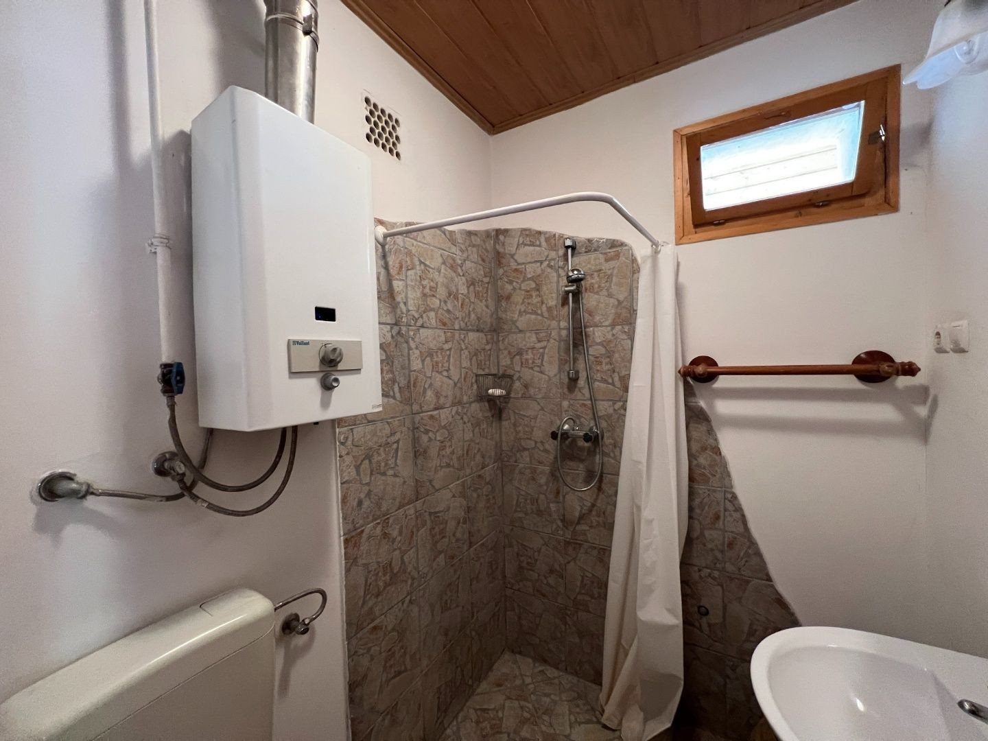 MAĎARSKO - BORSODIVÁNKA KRÁSNÝ SEDLIACKÝ DOM PO KOMPLETNEJ REKONŠTRUKCII.