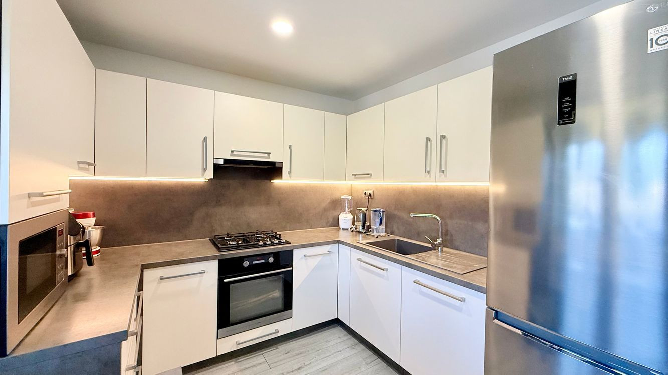 JAZERO - IRKUTSKÁ 4 IZBOVÝ BYT 71 M2, NOVÁ DISPOZÍCIA, LODŽIA A PIVNICA.