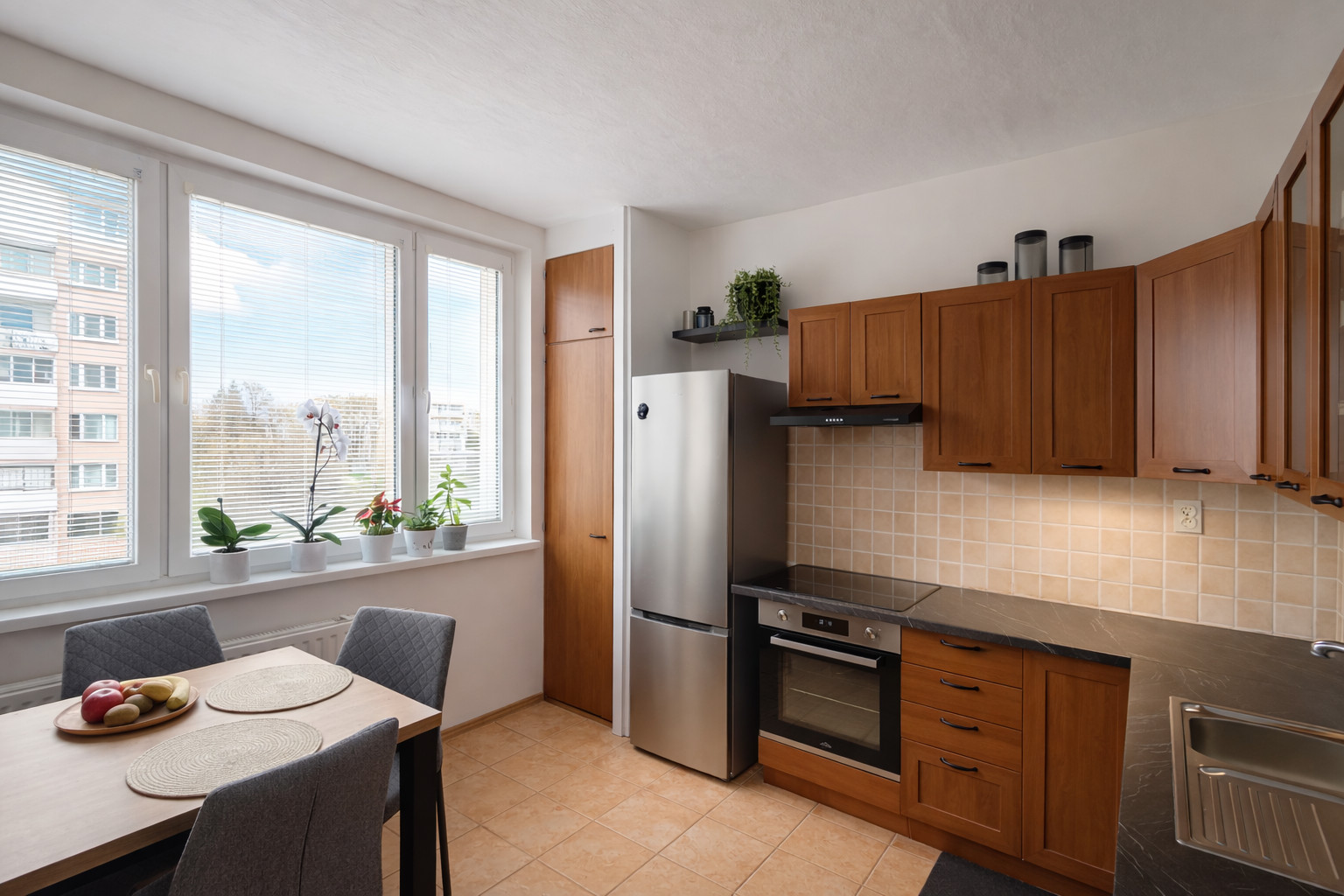 TERASA - POVAŽSKÁ 58 M2 - VEĽKÝ 2 IZBOVÝ BYT TOP INVESTÍCIA!