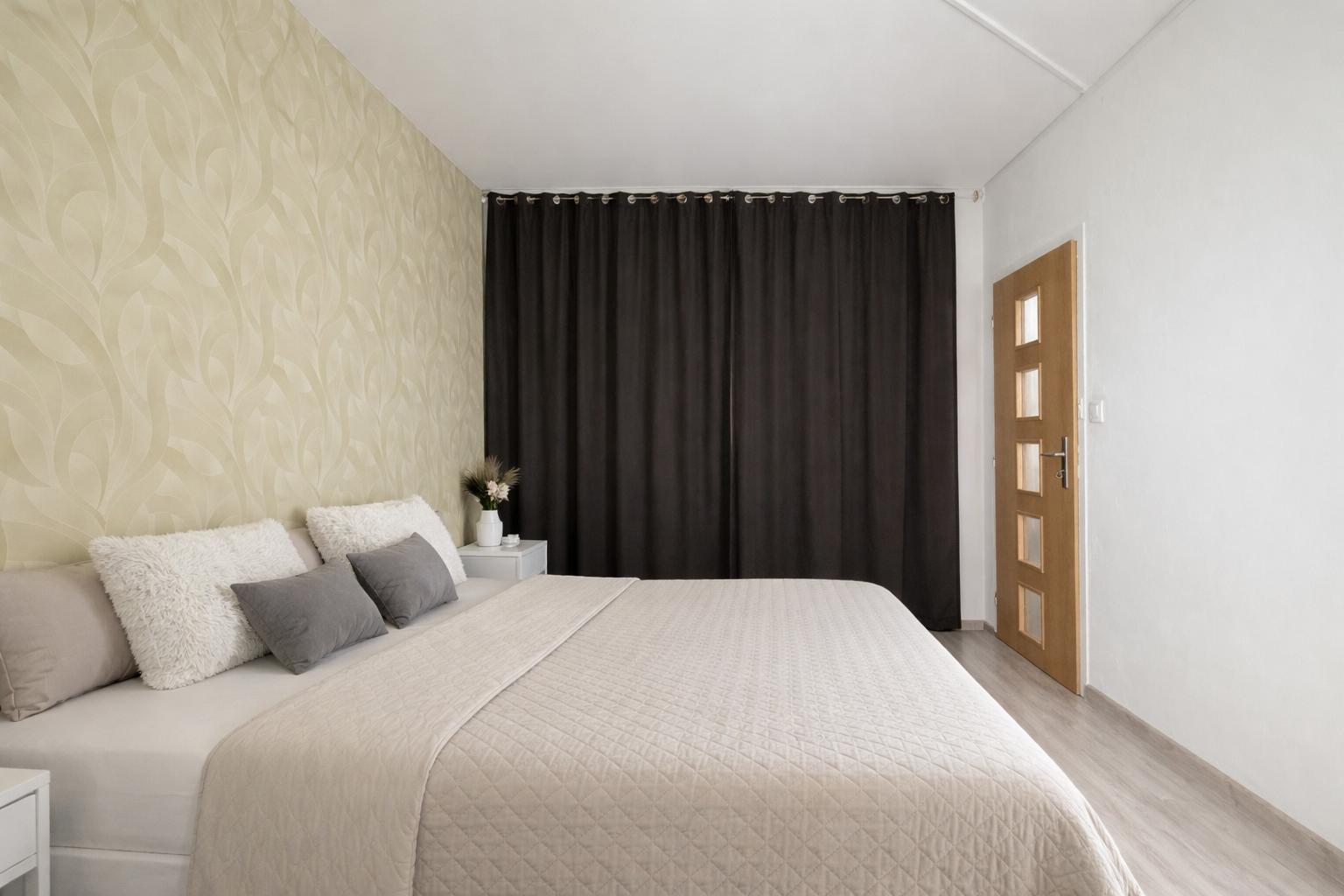 ŤAHANOVCE - BUKUREŠŤSKÁ 3 IZBOVÝ BYT PO REKONŠTRUKCII 64 M2