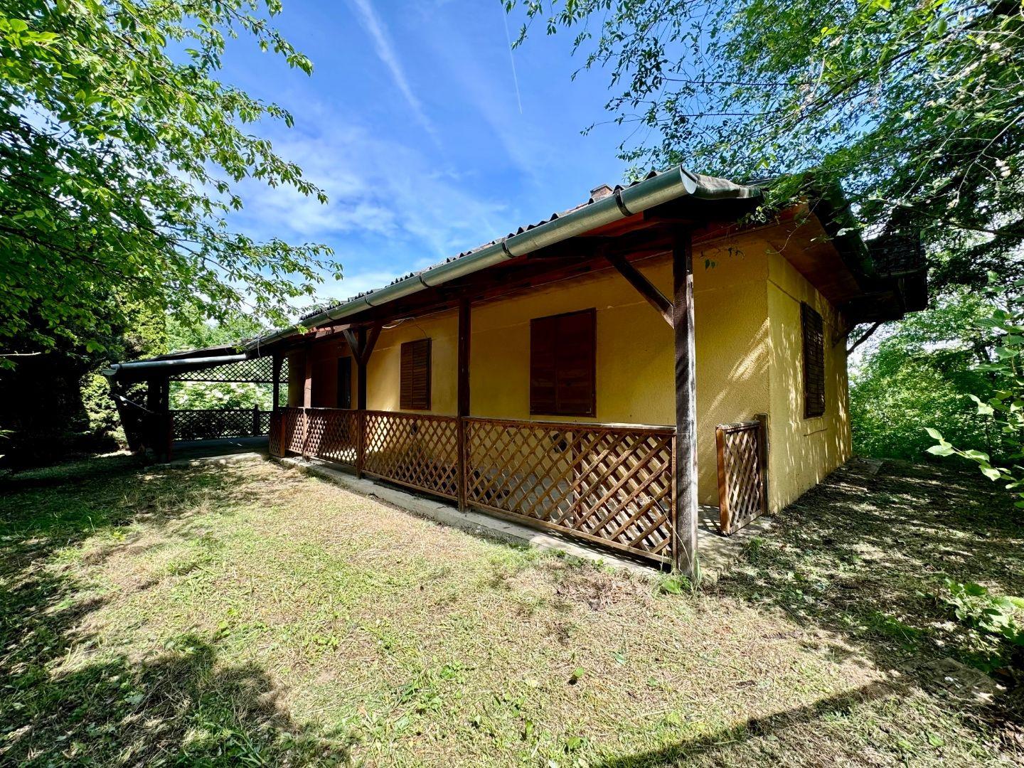 MAĎARSKO - ABAÚJVÁR ZACHOVALÝ 2 IZBOVÝ VIDIECKY DOM