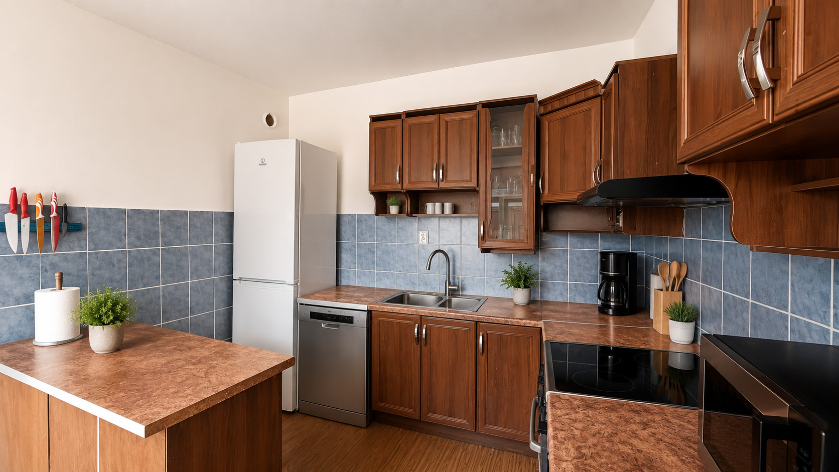 RODINNÝ DOM V CENE 2-IZBOVÉHO BYTU V KOŠICIACH VEĽKÝ POZEMOK 1 726 m²  TURŇA NAD BODVOU