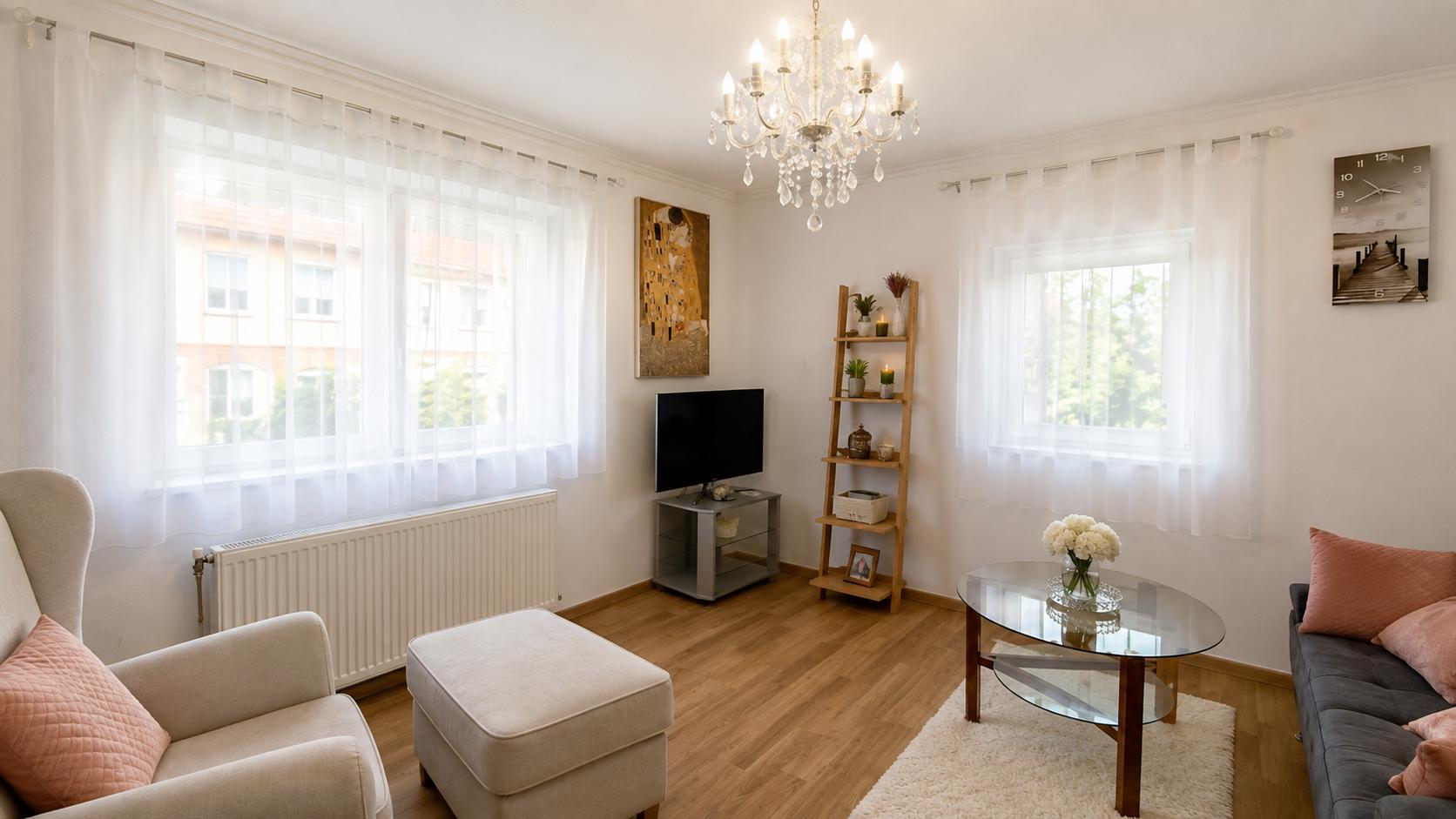 MAĎARSKO - SZUHOGY  4 IZBOVÝ RD 110 M2, POZEMOK 1410 M2