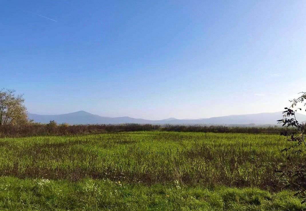MAĎARSKO - NOVAJIDRANY STAVEBNÝ POZEMOK  1.000 M2, VŠETKY IS.