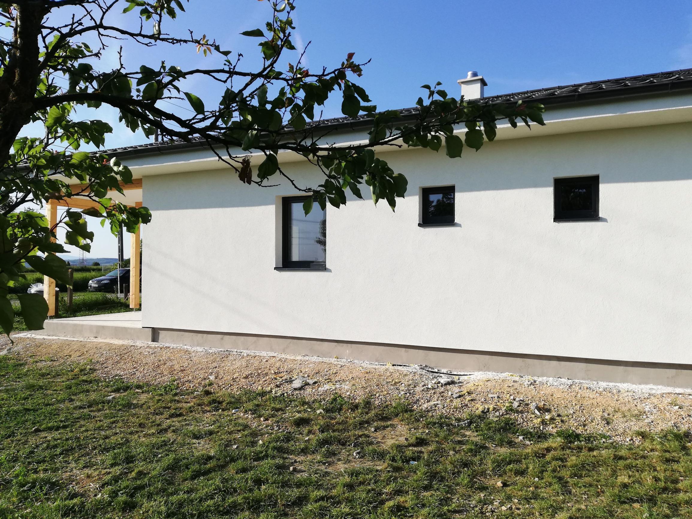 MAĎARSKO - GONC NOVOSTAVBA 4 IZBOVÉHO RD 100 M2, POZEMOK 852 M2