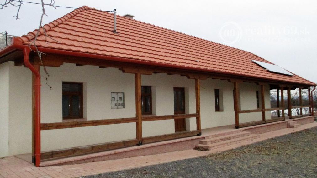 MAĎARSKO - FORRÓ - GAZDOVSKÝ 3 IZBOVÝ DOM PO KOMPLETNEJ REKONŠTRUKCII