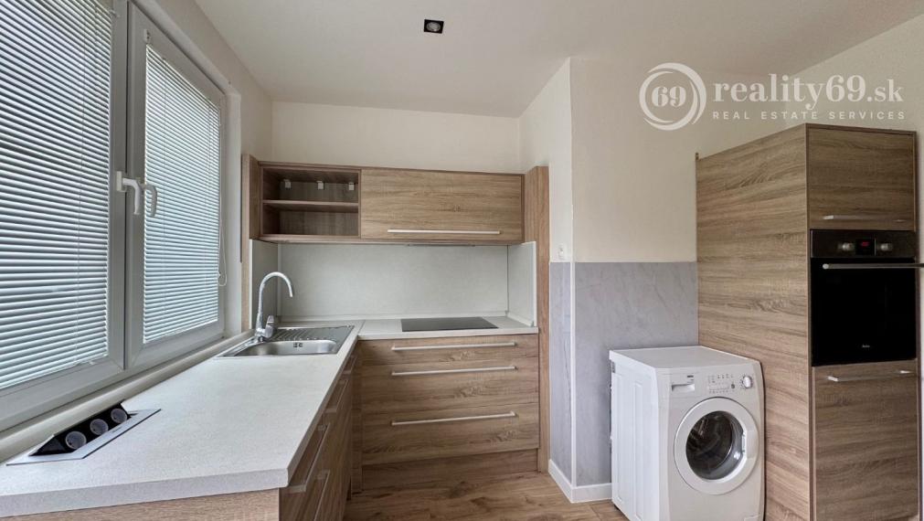 TERASA - NEŠPOROVÁ 2 IZBOVÝ BYT PRI GALÉRII