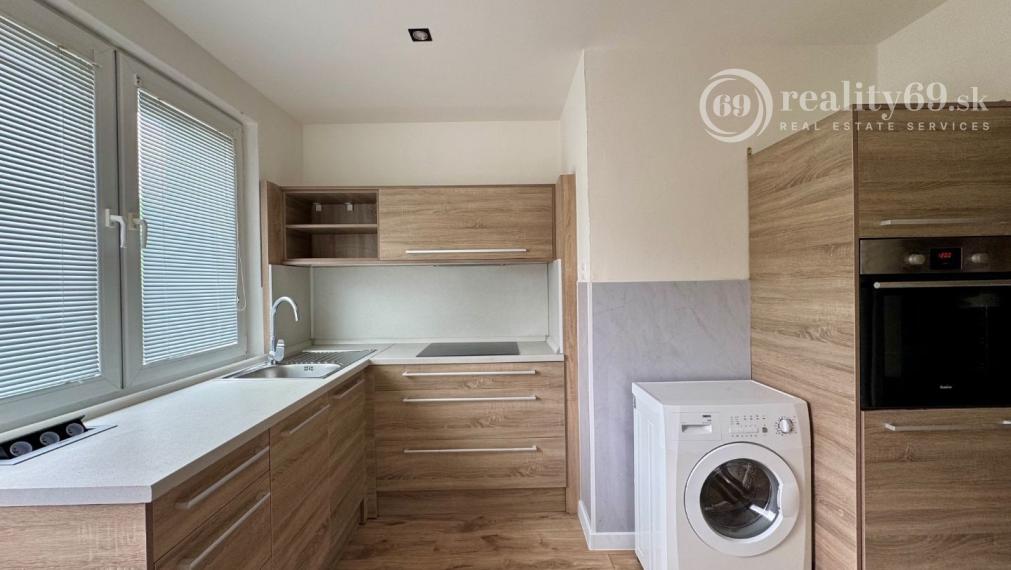 TERASA - NEŠPOROVÁ 2 IZBOVÝ BYT PRI GALÉRII