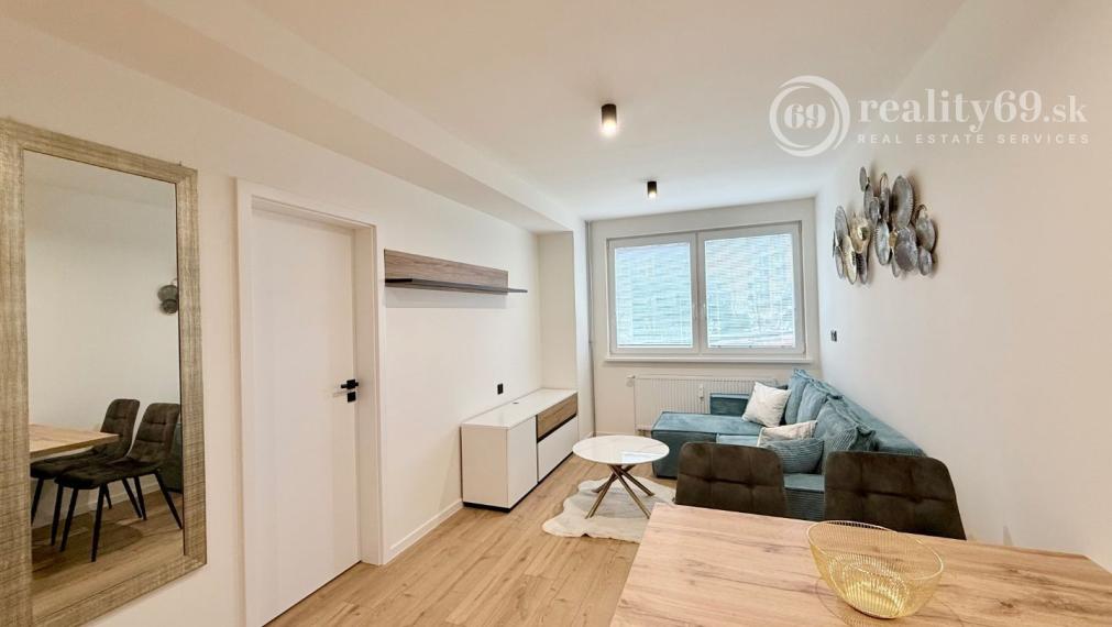 KRIVÁ PRI AUPARKU - 2 IZBOVÝ BYT PRIPRAVENÝ NA BÝVANIE.