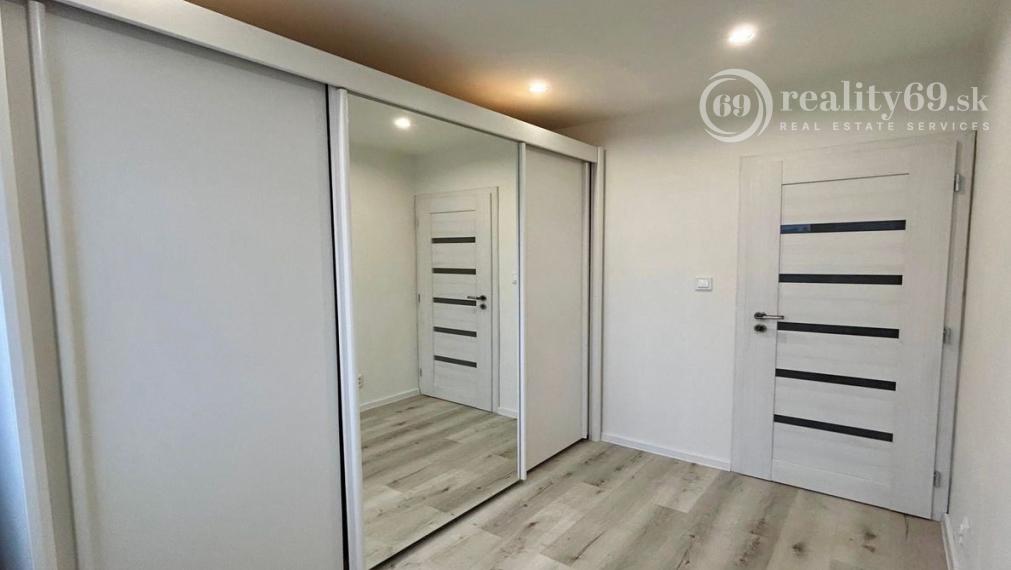 REZERVOVANÉ - TERASA - KYSUCKÁ 3 IZBOVÝ BYT PO KOMPLETNEJ REKONŠTRUKCII