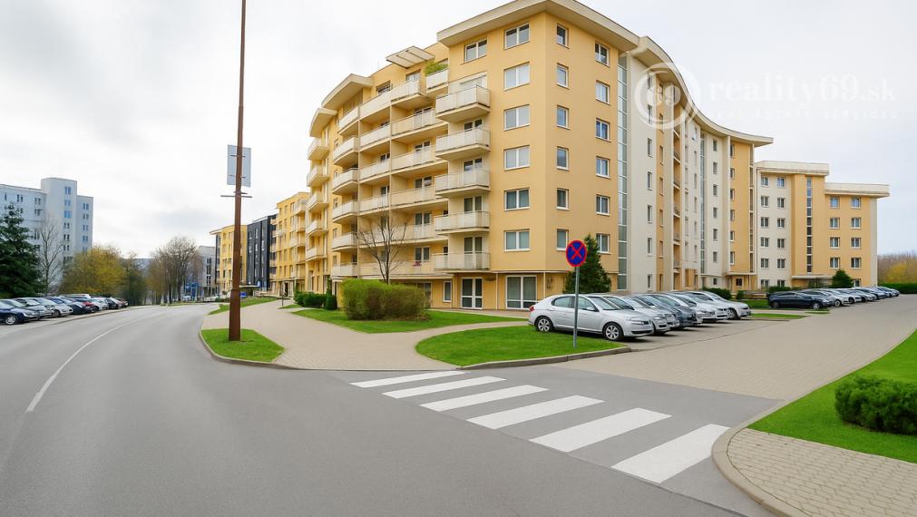 REZERVOVANÉ - KVP - MODERNÝ 3 IZBOVÝ BYT 106 M2 V NOVOSTAVBE S TERASOU 115 M2 NA VÝBORNOM MIESTE.
