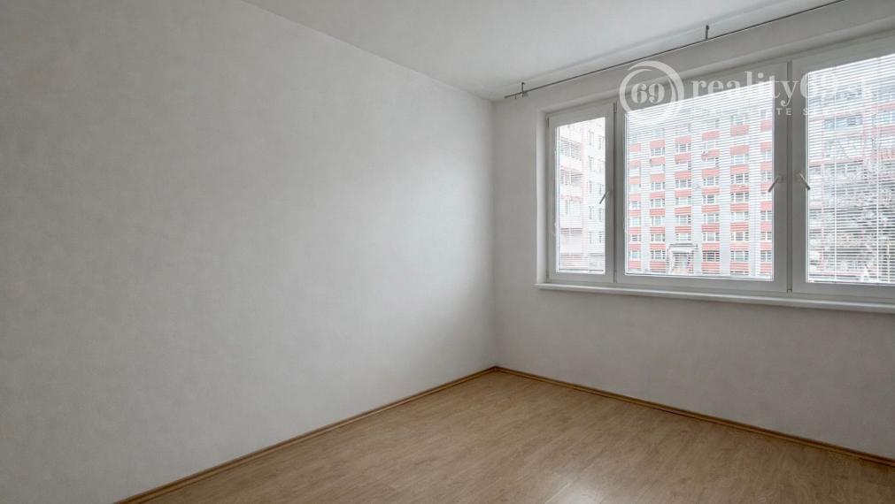 JAZERO - NÁMESTIE KOZMONAUTOV 2 IZBOVÝ BYT 49 M2 IHNEĎ K DISPOZÍCII