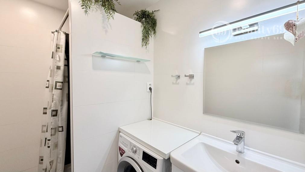 JAZERO - IRKUTSKÁ 4 IZBOVÝ BYT 71 M2, NOVÁ DISPOZÍCIA, LODŽIA A PIVNICA.