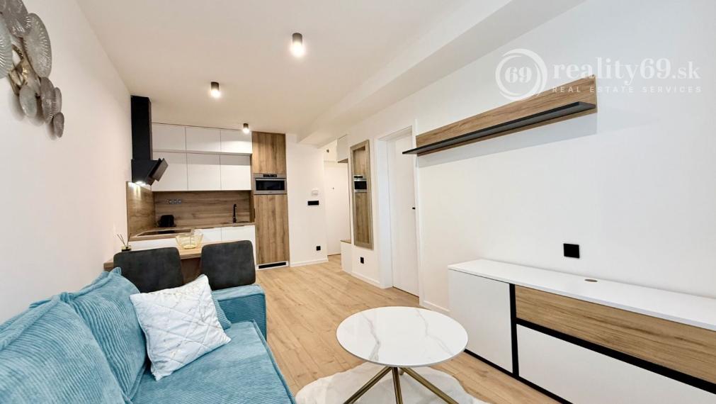 KRIVÁ PRI AUPARKU - 2 IZBOVÝ BYT PRIPRAVENÝ NA BÝVANIE.