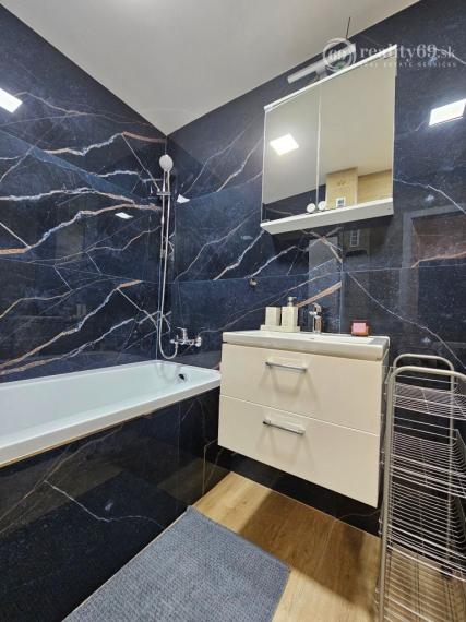 KARPATSKÁ - 2 IZBOVÝ BYT ZARIADENÝ IHNEĎ K DISPOZÍCII