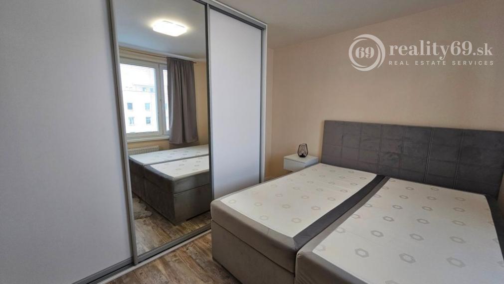 KARPATSKÁ - 2 IZBOVÝ BYT ZARIADENÝ IHNEĎ K DISPOZÍCII