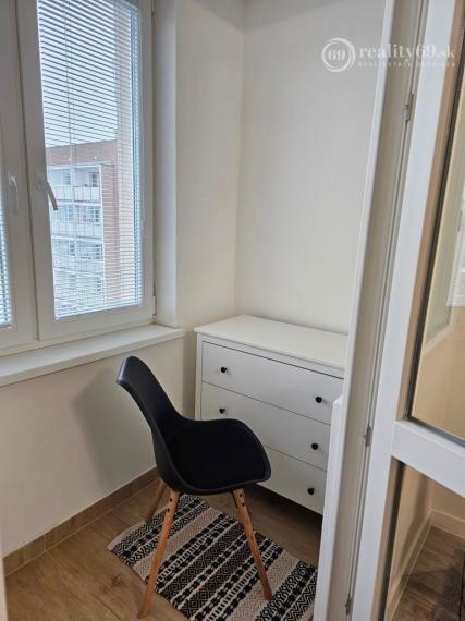 KARPATSKÁ - 2 IZBOVÝ BYT ZARIADENÝ IHNEĎ K DISPOZÍCII