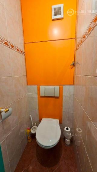 CENTRUM MESTA JÁNOŠÍKOVÁ 3 IZBOVÝ ZARIADENÝ BYT