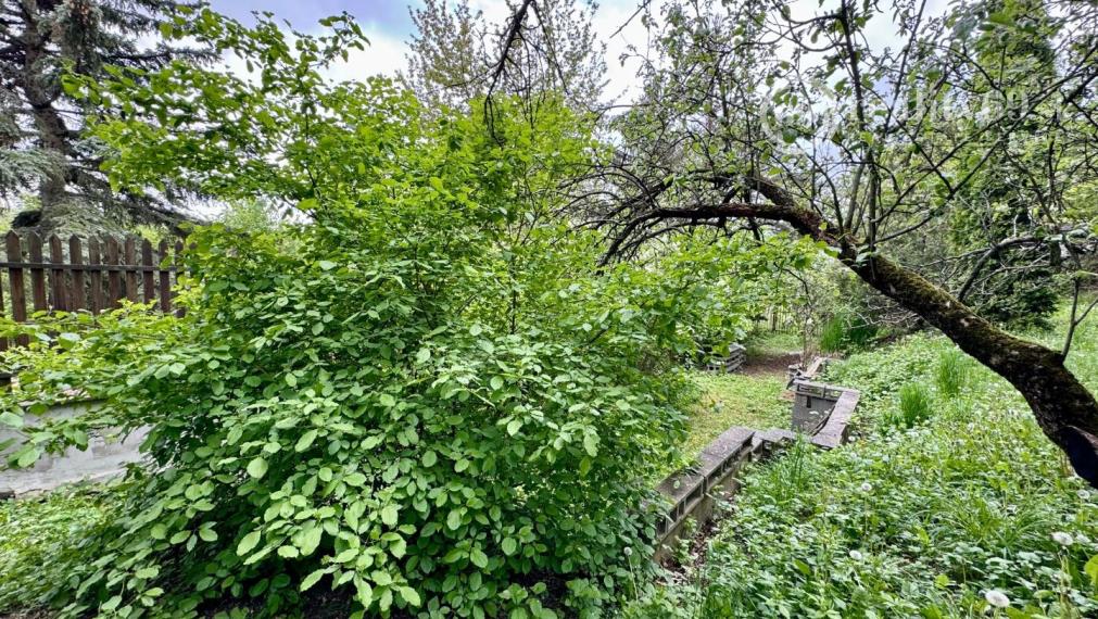 FURČA - STAVEBNÝ POZEMOK 567 M2, PRI OBYTNOM SÚBORE NA HORE.