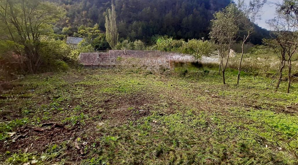 MAĎARSKO - BOLDOGKOVARALJA PEKNÝ STAVEBNÝ POZEMOK 953 M2.