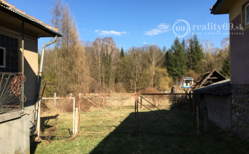 MAĎARSKO - TELKIBÁNYA  2 IZBOVÝ RD  VYHĽADÁVANÁ LOKALITA SLOVÁKOV