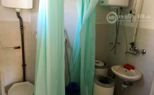 MAĎARSKO - TELKIBÁNYA  2 IZBOVÝ RD  VYHĽADÁVANÁ LOKALITA SLOVÁKOV