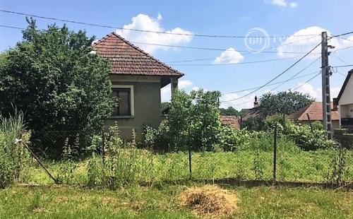 MAĎARSKO - BÓDVASZILAS  3 IZBOVÝ RD S VÍNNOU PIVNICOU, POZEMOK 1000 M2