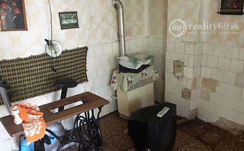 MAĎARSKO - BÓDVASZILAS  3 IZBOVÝ RD S VÍNNOU PIVNICOU, POZEMOK 1000 M2