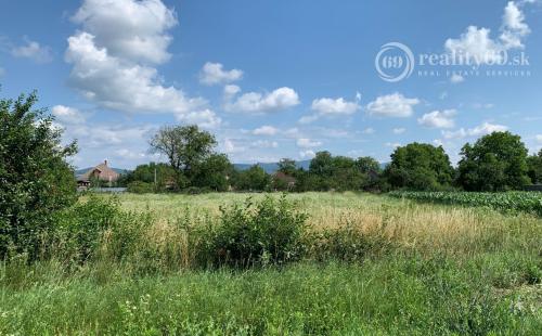 MAĎARSKO - TORNYOSNÉMETI STAVEBNÉ POZEMKY 1.350 M2 VŠETKY V DOSAHU.