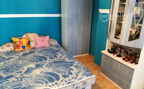 MAĎARSKO - FONY GAZDOVSKÝ  4 IZBOVÝ RD S VEĽKÝM DVOROM A OVOCNOU ZÁHRADOU