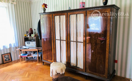 MAĎARSKO - BOLDVA POSCHODOVÝ TEHLOVÝ DOM S POZEMKOM 1000 M2