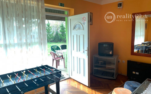 MAĎARSKO - DÉDESTAPOLCSÁNY 6 IZBOVÝ APARTMÁNOVÝ KOMPLEX V CHRÁNENEJ KRAJINNEJ OBLASTI