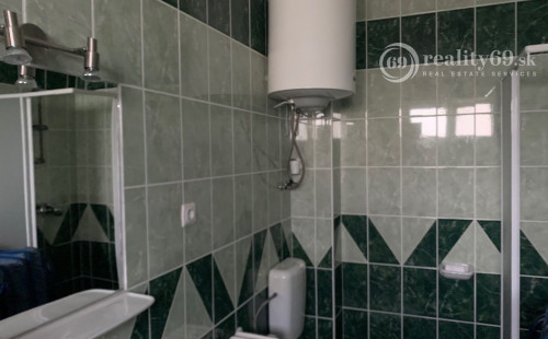 MAĎARSKO - DÉDESTAPOLCSÁNY 6 IZBOVÝ APARTMÁNOVÝ KOMPLEX V CHRÁNENEJ KRAJINNEJ OBLASTI