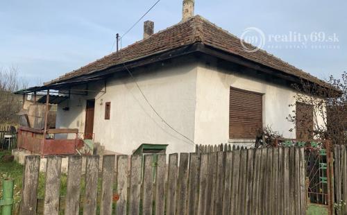 MAĎARSKO - TORNYOSNÉMETI  3 IZBOVÝ RD V POVODNOM STAVE 26 KM Z KOŠÍC