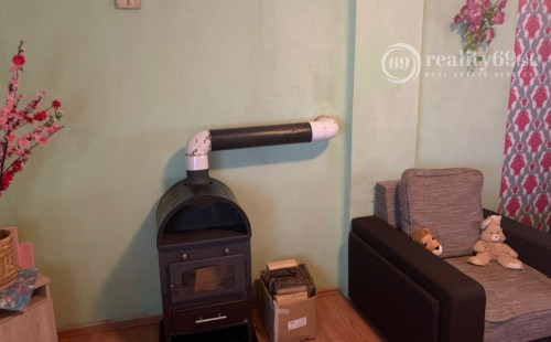 MAĎARSKO - SZUHOGY 3 IZBOVÝ RODINNÝ DOM S VEĽKOU ZÁHRADOU 1000 M2