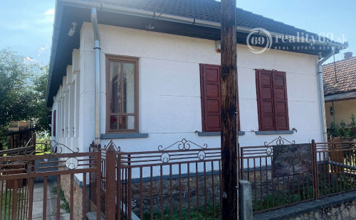 REZERVOVANÉ - MAĎARSKO - BÓDVARÁKÓ 3 IZBOVÝ RD PO REKONŠTRUKCII S NOVOU STRECHOU