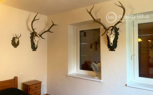 REZERVOVANÉ - MAĎARSKO - BÓDVARÁKÓ 3 IZBOVÝ RD PO REKONŠTRUKCII S NOVOU STRECHOU