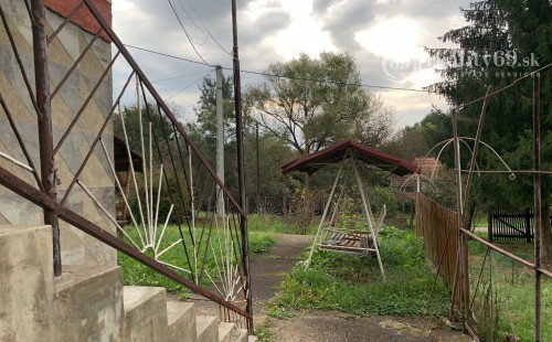 REZERVOVANÉ - MAĎARSKO - TORNASZENTANDRÁS 4 IZBOVÝ POSCHODOVÝ RD V KRÁSNOM PROSTREDÍ