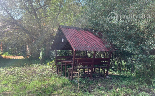 MAĎARSKO - ÉGERSZOG 2 SAMOSTATNÉ DVOJIZBOVÉ RD V PREKRÁSNEJ TICHEJ LOKALITE