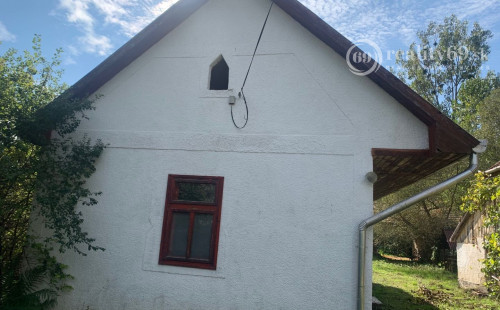 MAĎARSKO - ÉGERSZOG 2 SAMOSTATNÉ DVOJIZBOVÉ RD V PREKRÁSNEJ TICHEJ LOKALITE