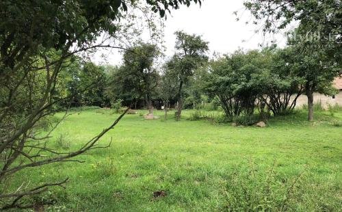 MAĎARSKO - TORNYOSNÉMETI STAVEBNÝ POZEMOK 1.319 M2 VŠETKY IS A STUDŇA.