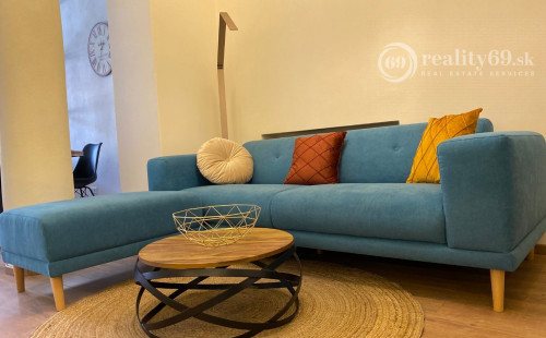 CENTRUM MESTA  ALŽBETINA - 3 IZBOVÝ MODERNÝ BYT 76M2.