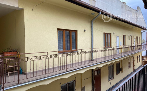 CENTRUM MESTA  ALŽBETINA - 3 IZBOVÝ MODERNÝ BYT 76M2.