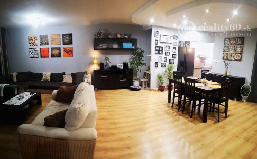 JAZERO -  ATYPICKÝ A VÝNIMOČNÝ 4 IZBOVÝ BYT S VÝMEROU 113 M2.