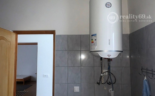 GALVÁCS - TOP PONUKA 3 IZBOVÝ PENZIÓN V PREKRÁSNOM PROSTREDÍ.