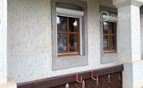 MAĎARSKO - MESZES DOM PO REKOŠTRUKCII -  2 IZBOVÝ DOM, POZEMOK 1.051 M2