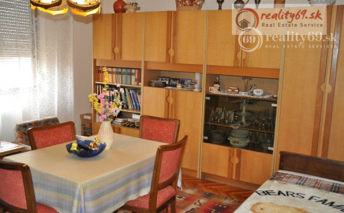 MAĎARSKO - FORRO -  PEKNÝ 4 IZBOVÝ DOM SO ZÁHRADOU