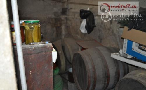 MAĎARSKO - FORRO -  PEKNÝ 4 IZBOVÝ DOM SO ZÁHRADOU